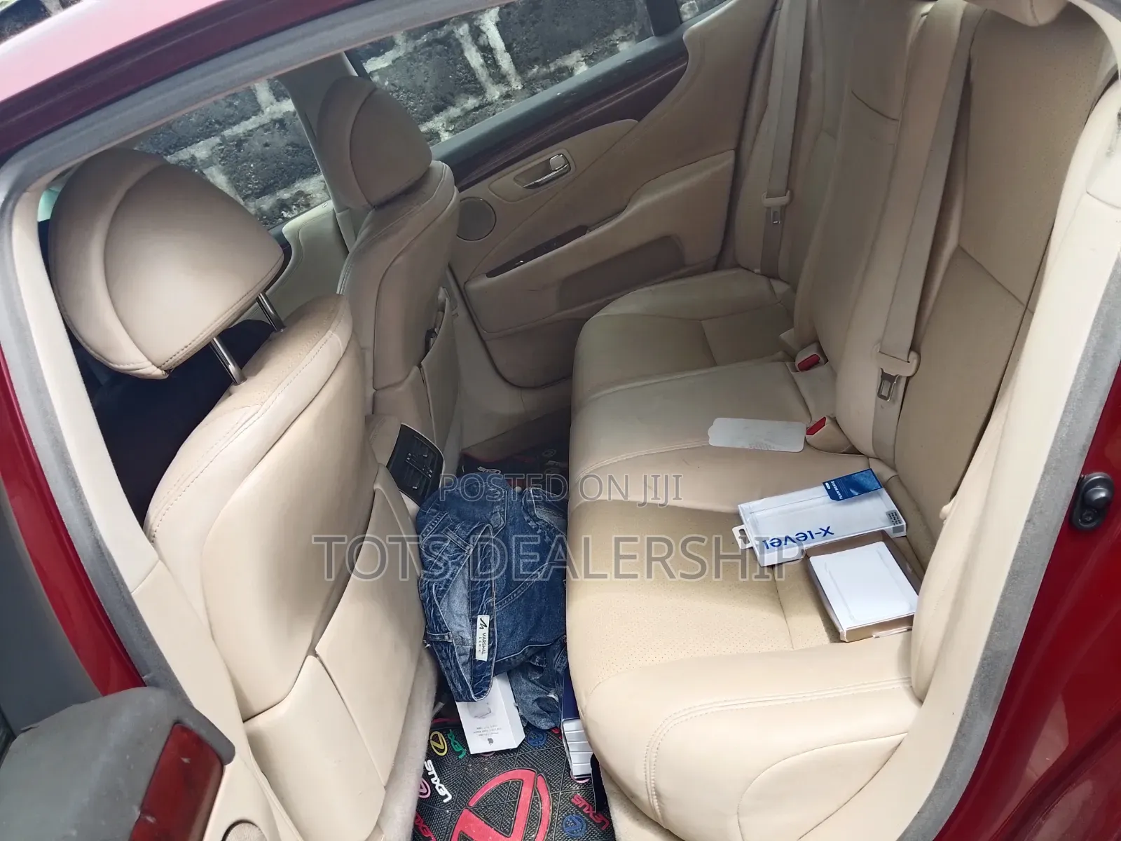 Lexus LS 460 2011 Red
