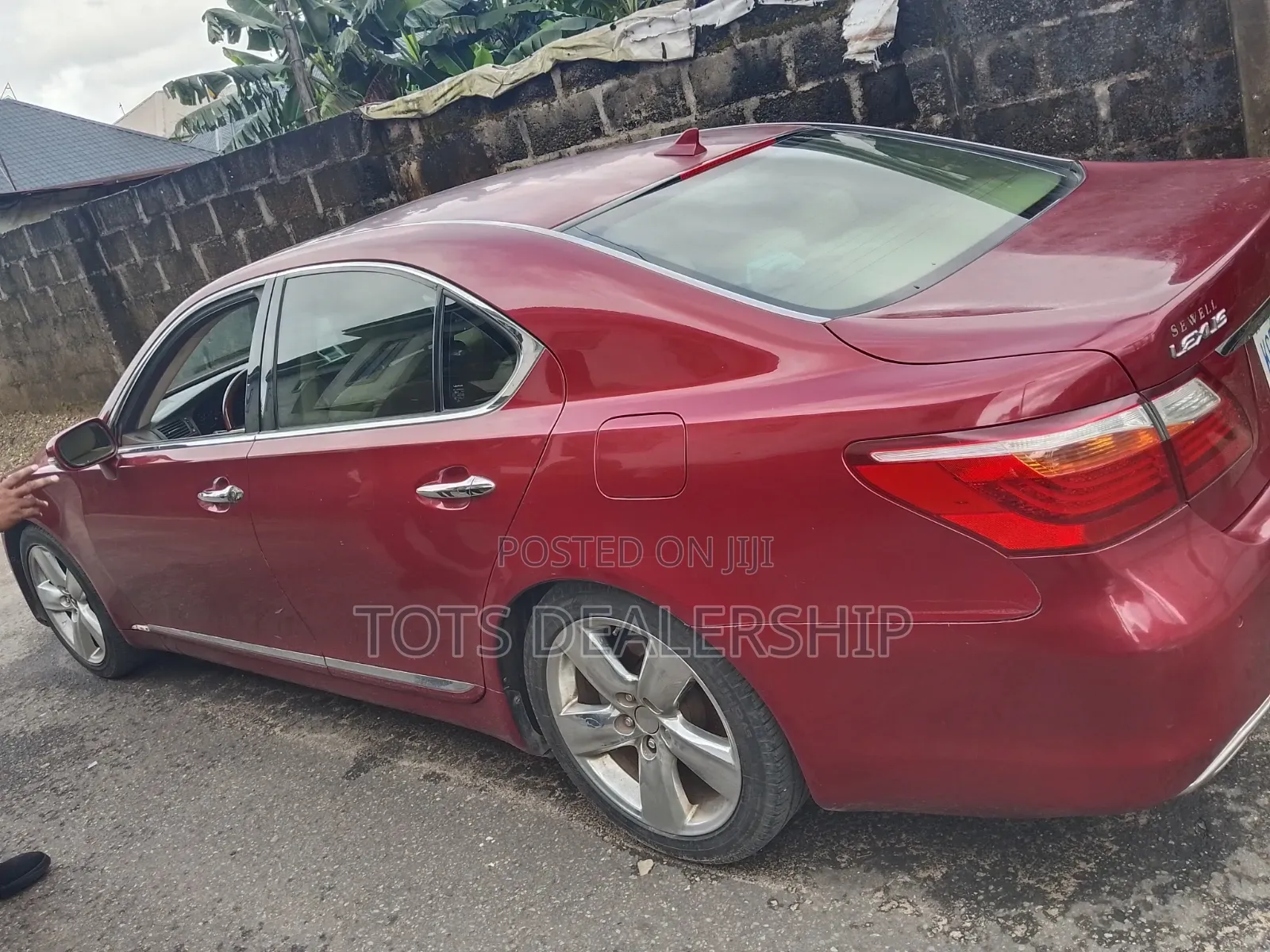 Lexus LS 460 2011 Red