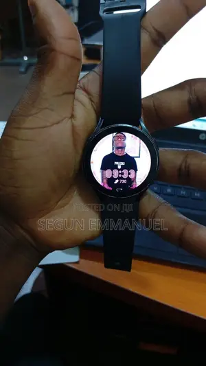 Samsung Watch 4
