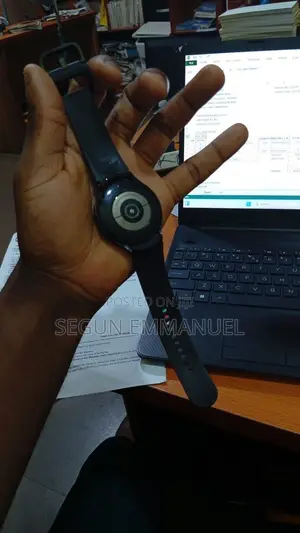 Samsung Watch 4