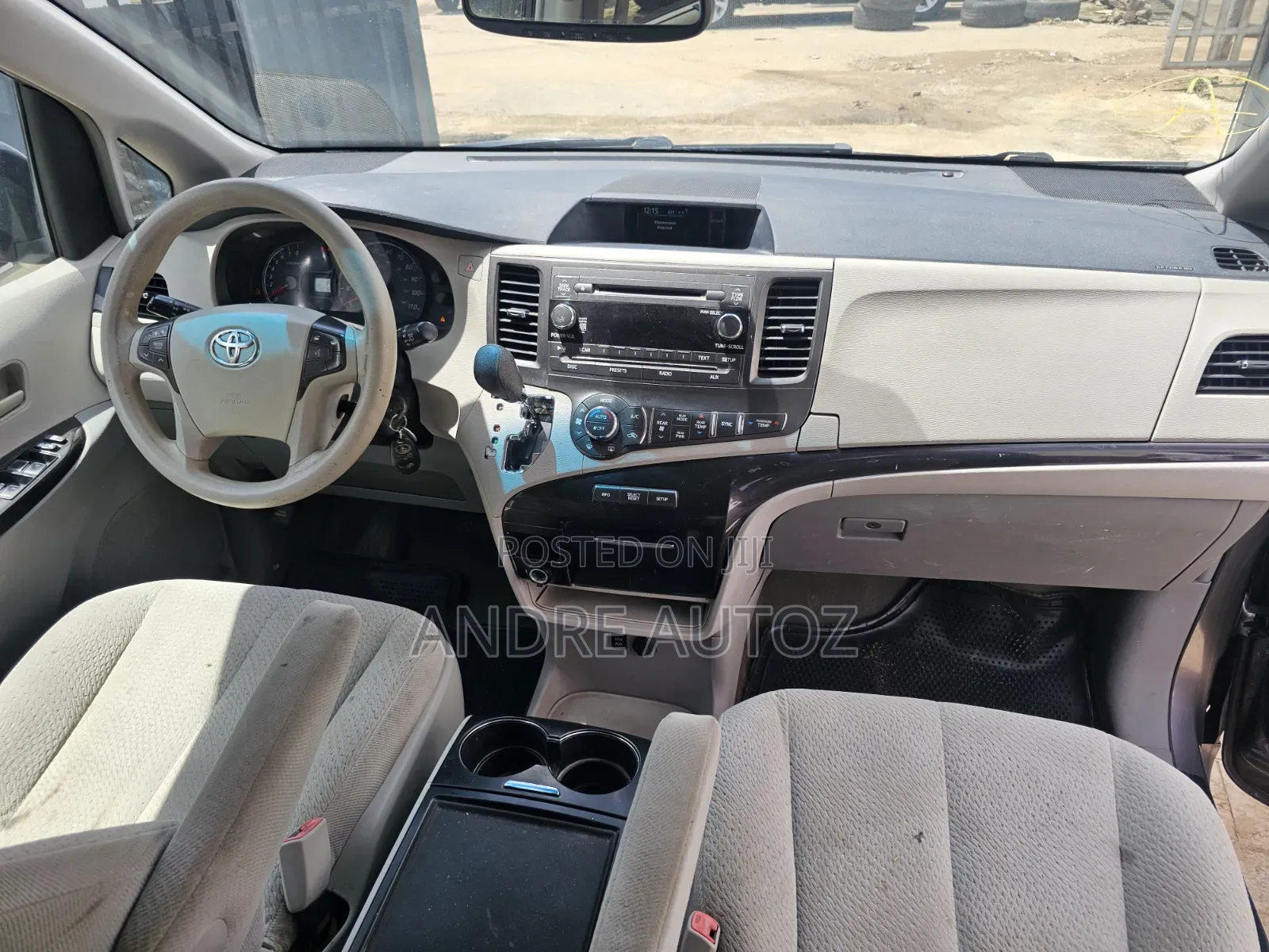 Toyota Sienna 2015 Gray