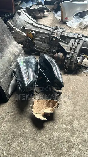 Headlights Audi A5 2014