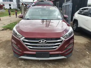 Hyundai Tucson 2017 Red