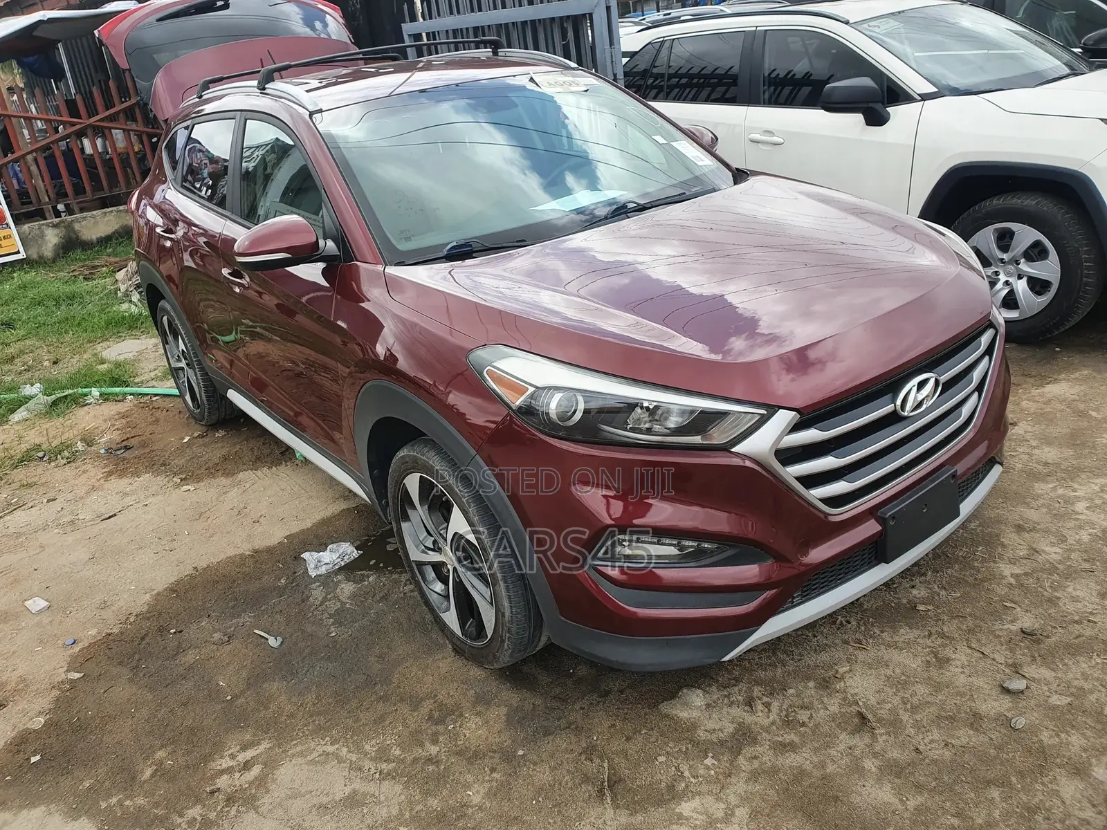 Hyundai Tucson 2017 Red