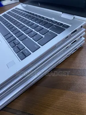 Laptop HP EliteBook 830 G9 16GB Intel Core i5 SSD 512GB