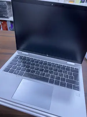 Laptop HP EliteBook 830 G9 16GB Intel Core i5 SSD 512GB