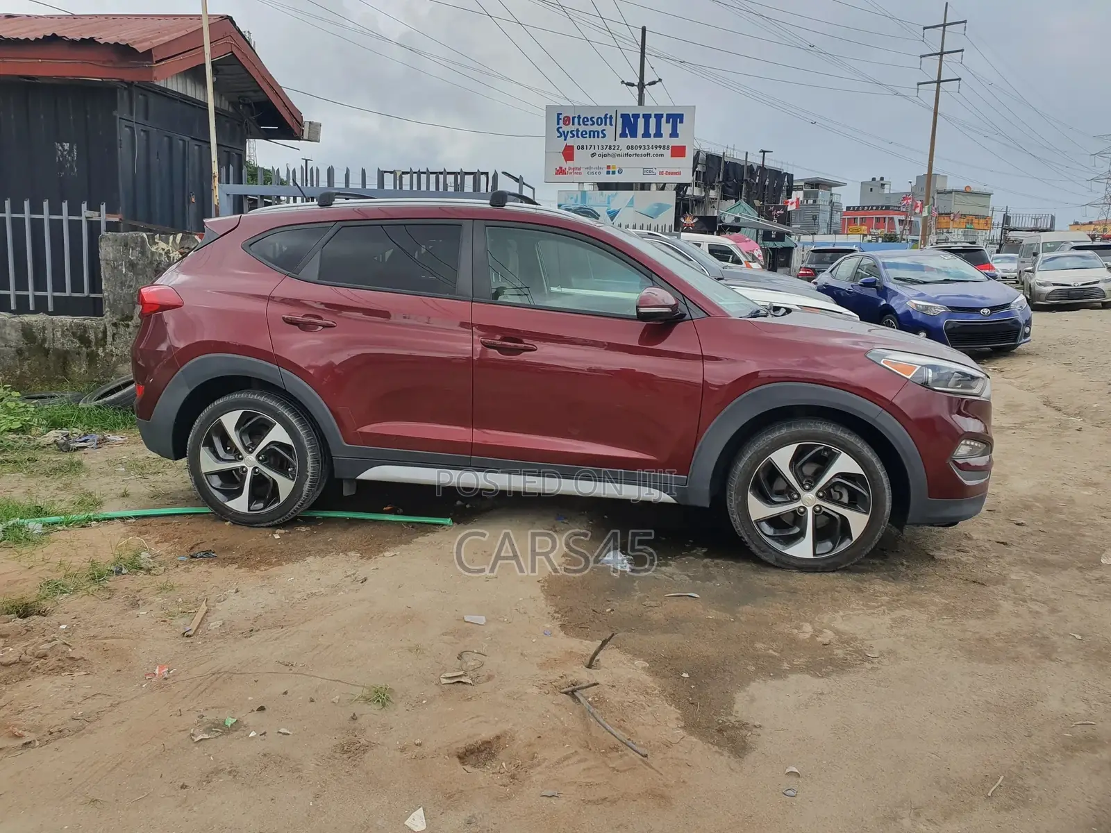 Hyundai Tucson 2017 Red