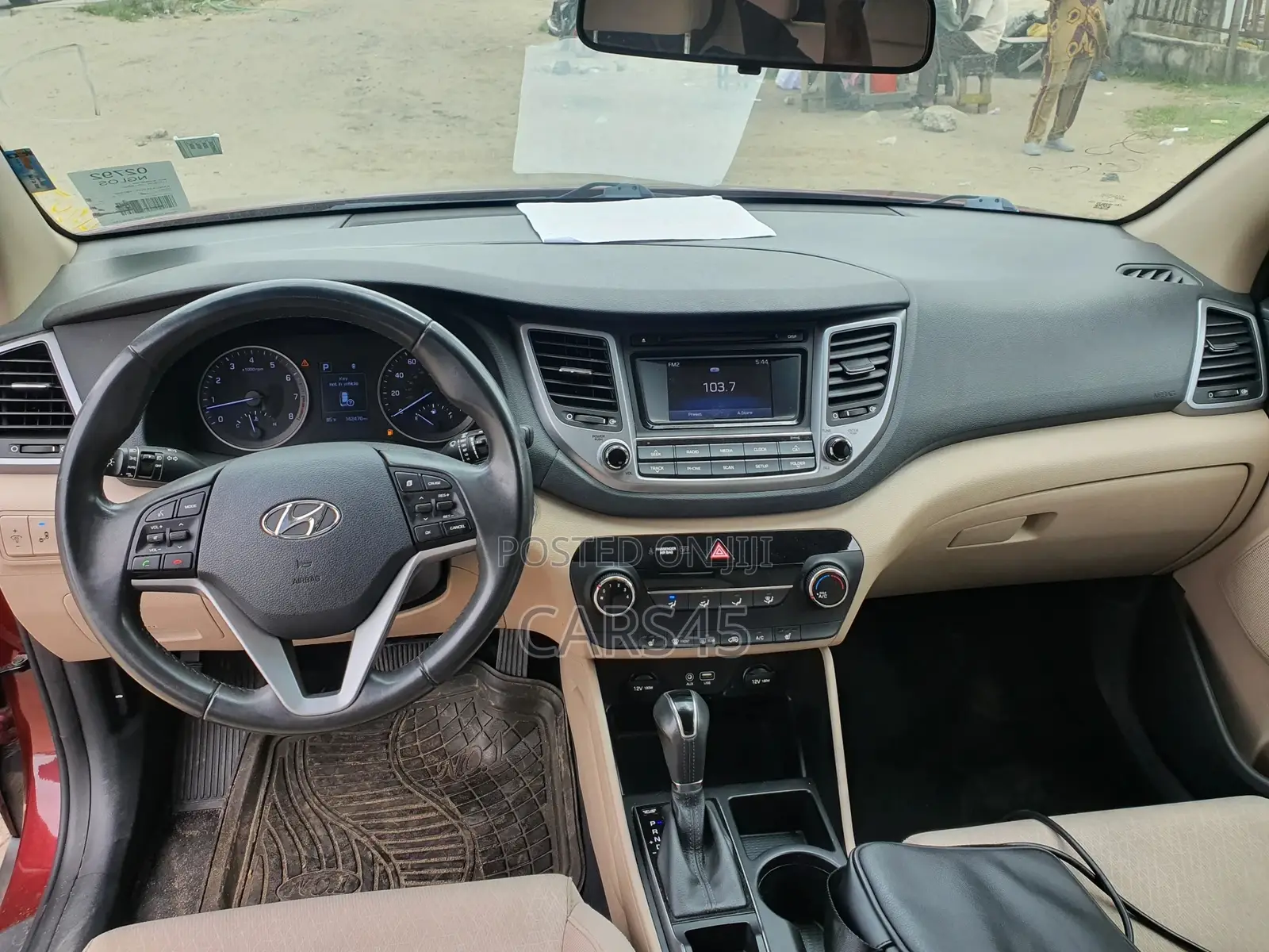 Hyundai Tucson 2017 Red