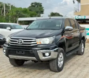 Toyota Hilux 2018 Black