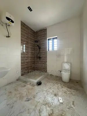 4bdrm Duplex in Alalubosa for sale