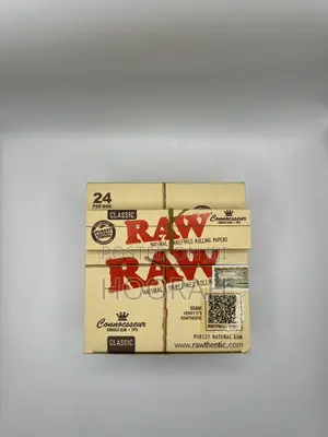 Raw Rolling Papers With Filter Tips