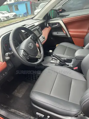 Toyota RAV4 2013 Orange