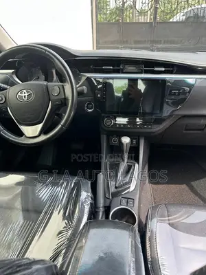 Toyota Corolla S 4dr Sedan (1.8L 4cyl CVT) 2014 Gray