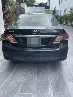 Toyota Corolla 2009 Black