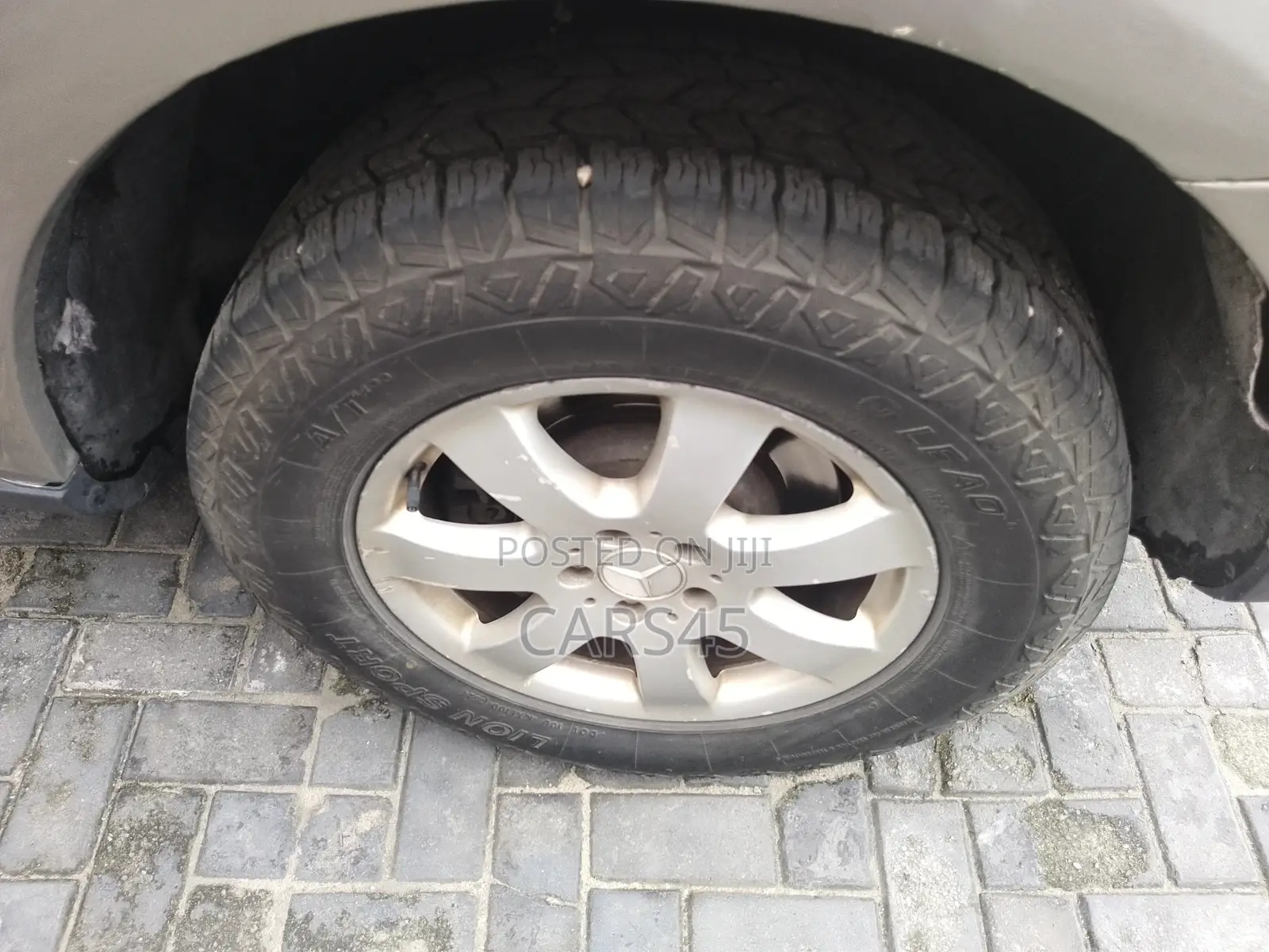 Mercedes-Benz M Class 2006 Gray