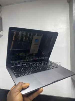 Laptop Apple MacBook Pro 2020 8GB Intel Core i7 SSD 512GB
