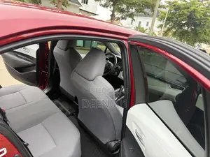 Toyota Corolla SE 2022 Red