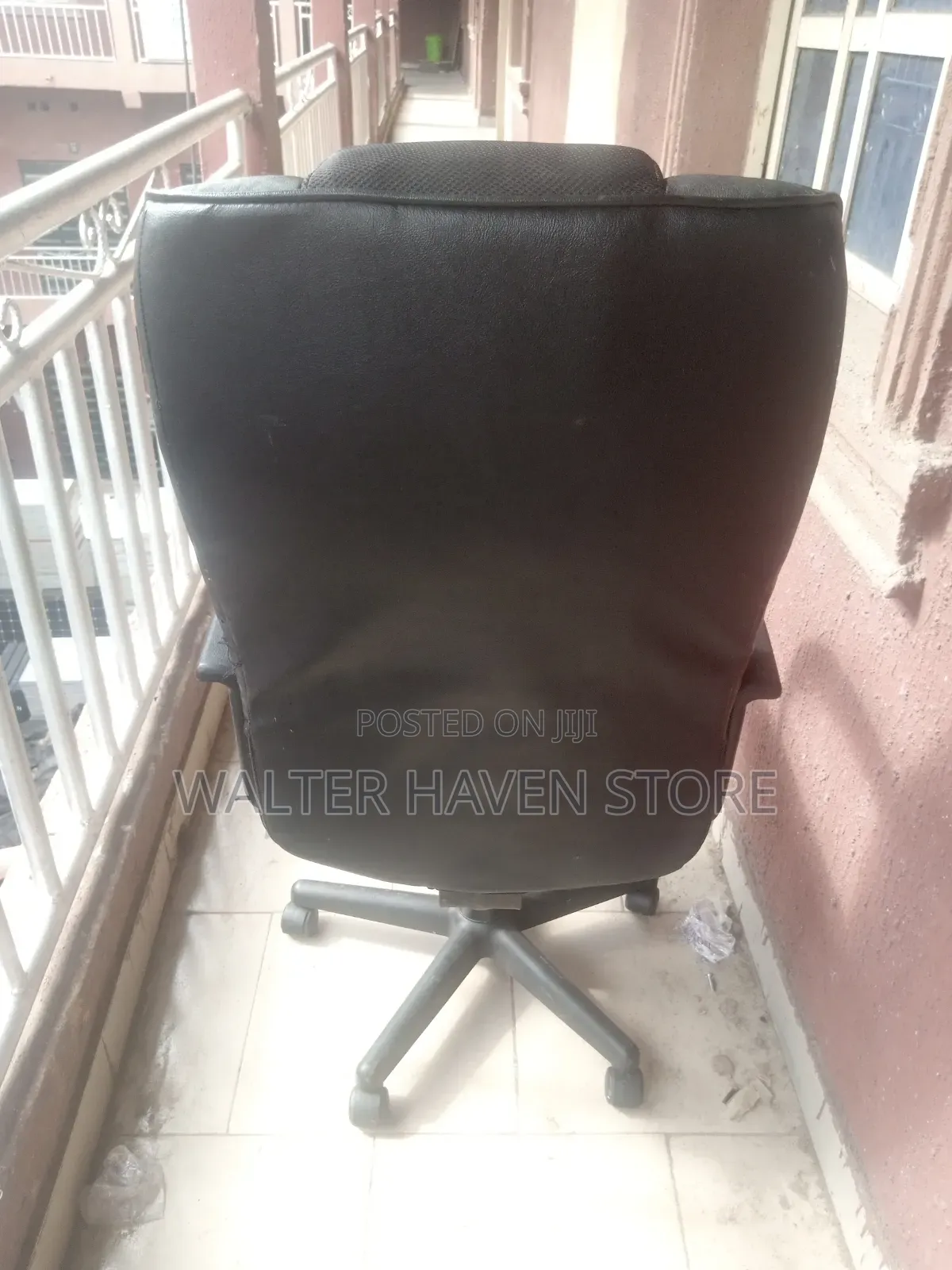 Executive Office Chair