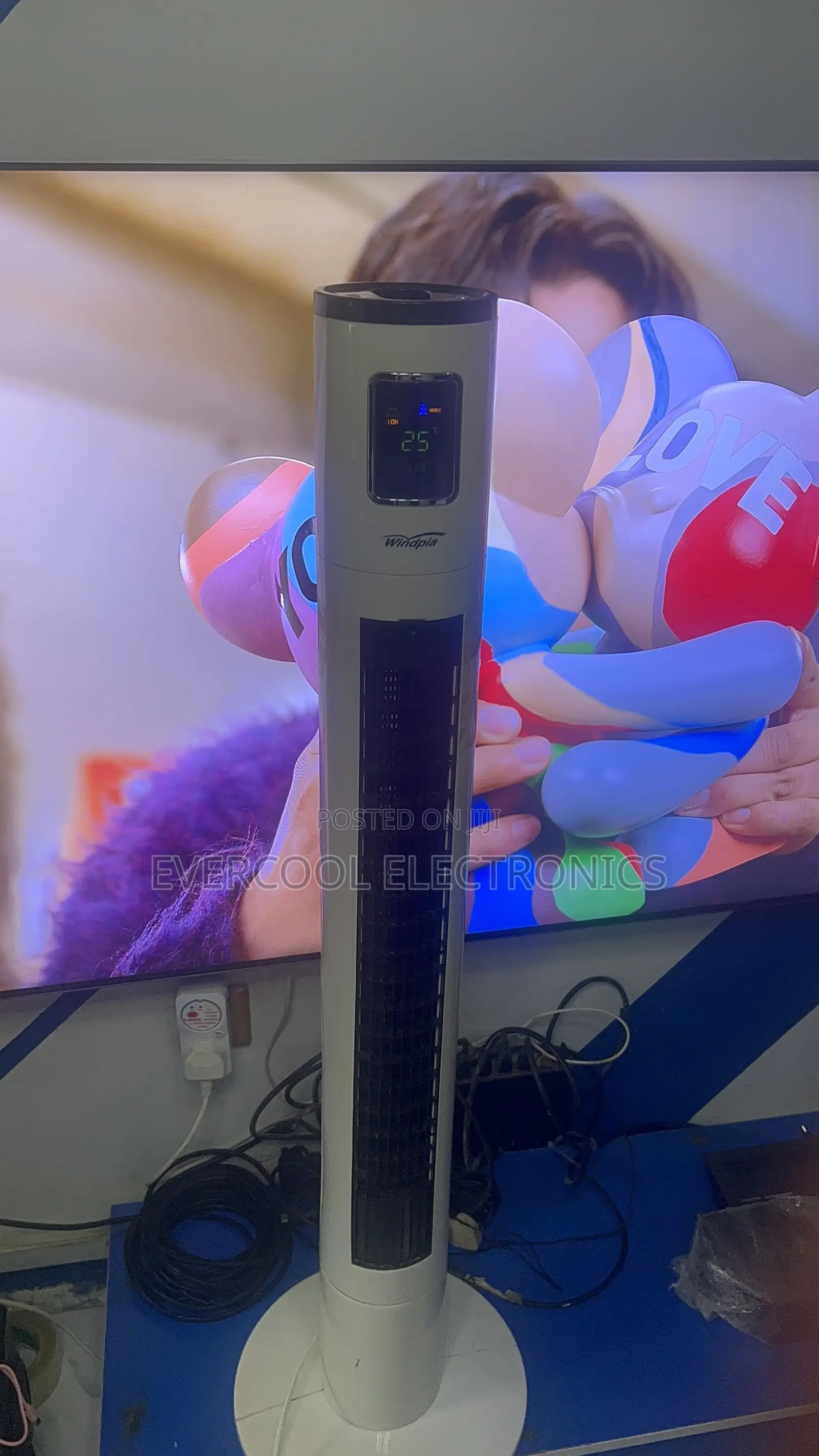 46” Windpia Oscillating Tower Fan With Ionizer