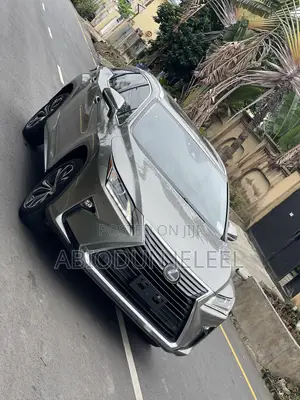 Lexus RX 2018