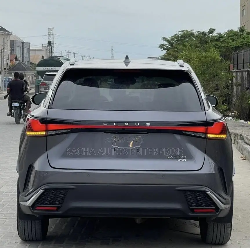 Lexus RX 2025 Gray
