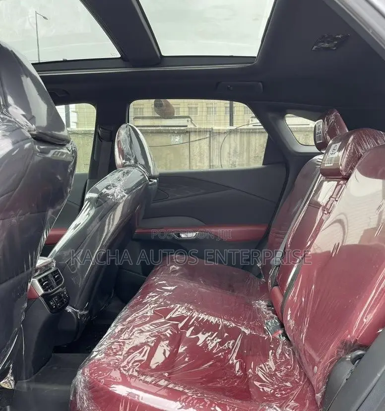 Lexus RX 2025 Gray