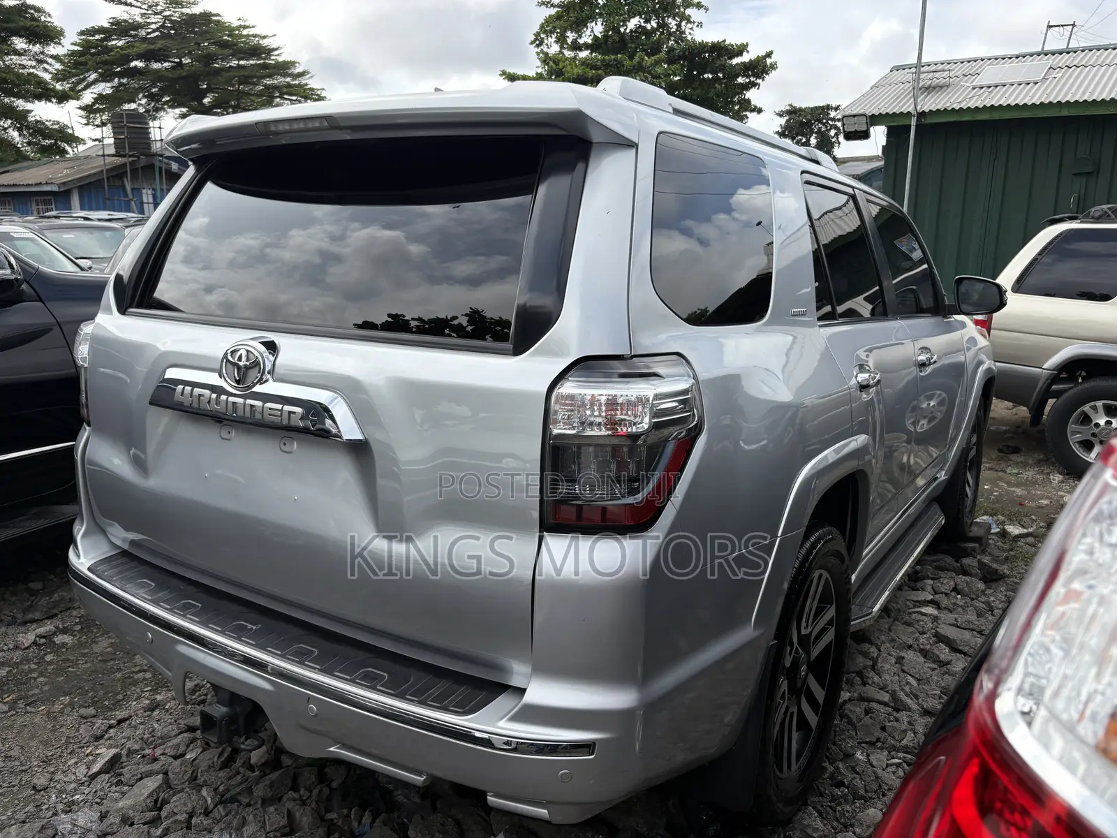 Toyota 4-Runner 2015 Silver