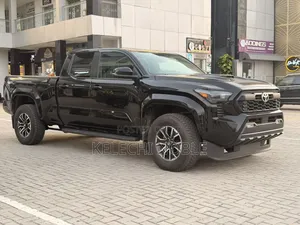 Toyota Tacoma TRD Sport Double Cab 4WD 5.0 ft. SB (Automatic) 2025