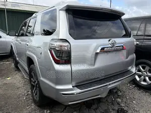 Toyota 4-Runner 2015 Silver