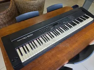 Roland RD 500 Piano With Fader