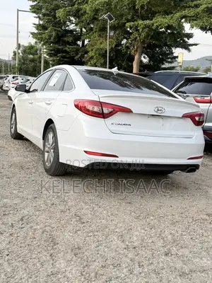 Hyundai Sonata SE 2016 White