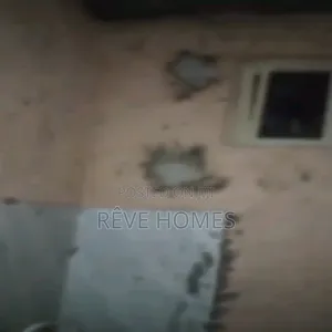 Studio Apartment in Adekunle for rent