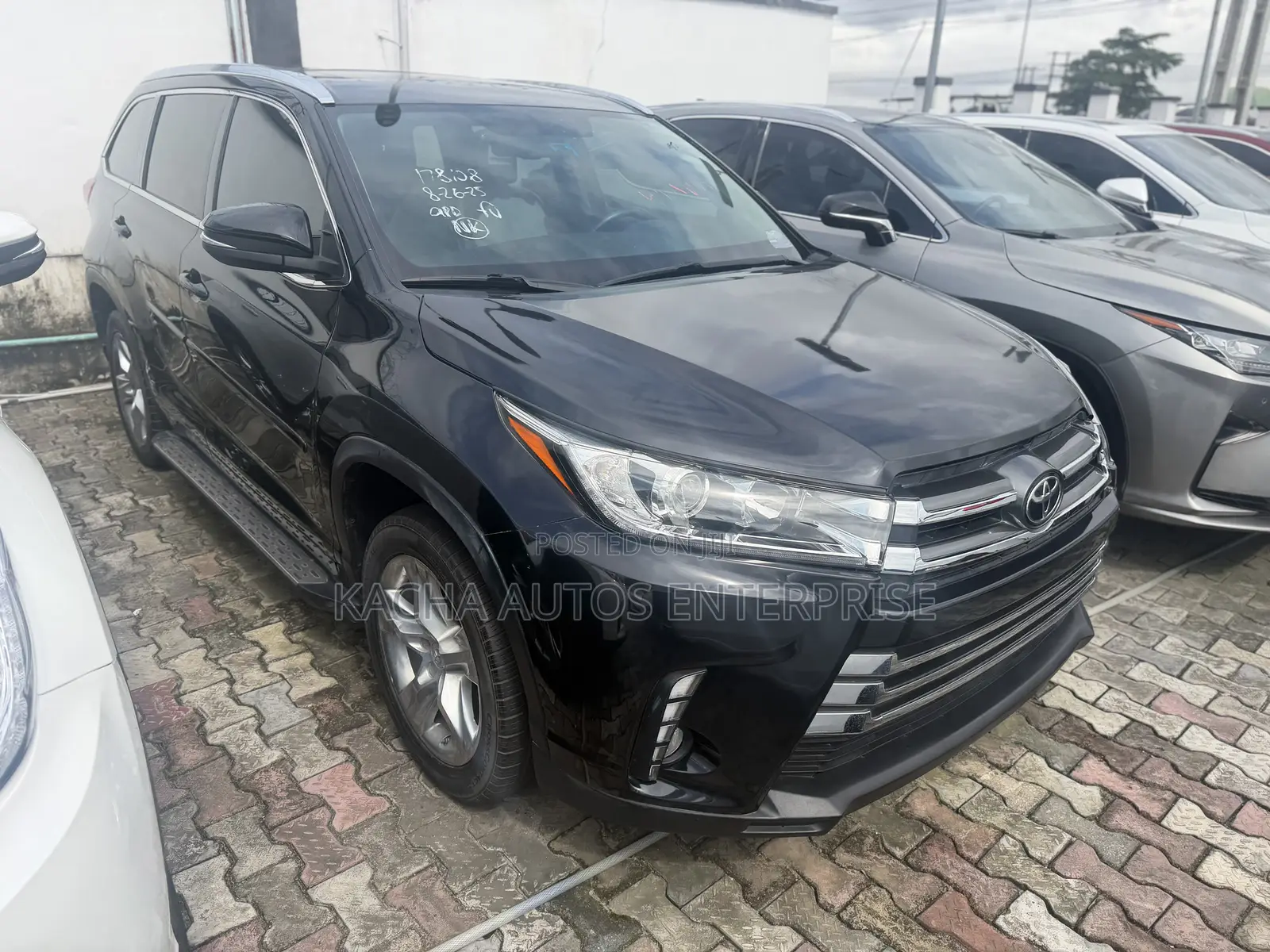Toyota Highlander 2016 Black