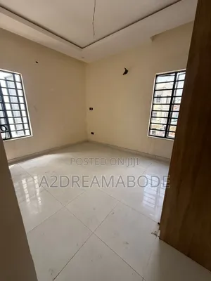 5bdrm Duplex in Ogudu for rent