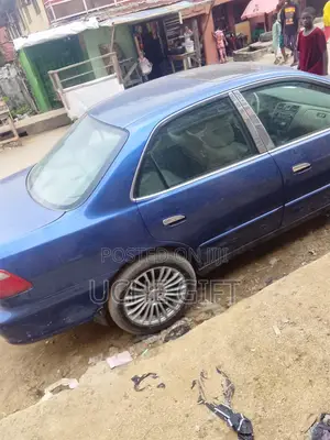 Honda Accord 2000 Blue