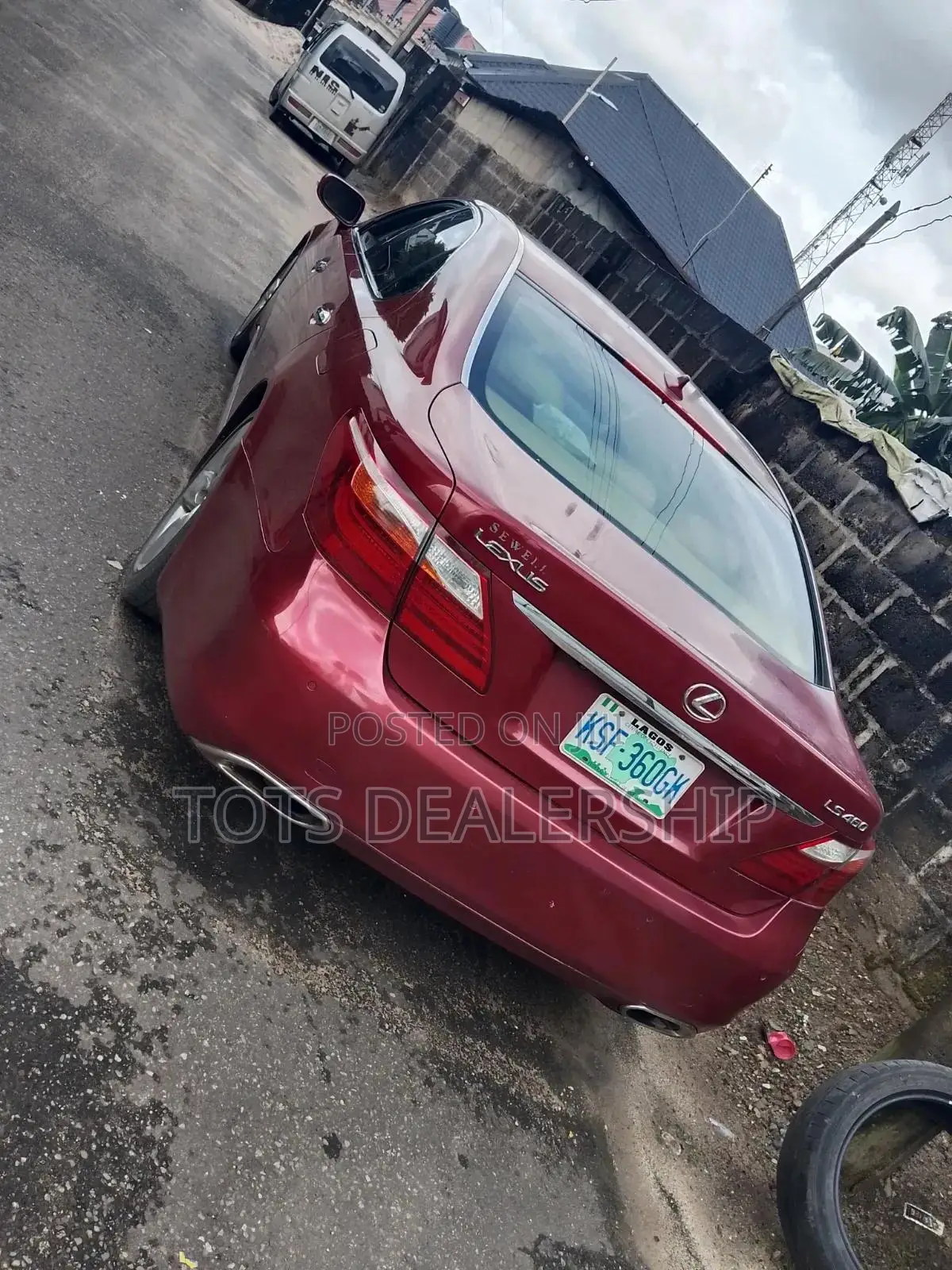 Lexus LS 460 2011 Red