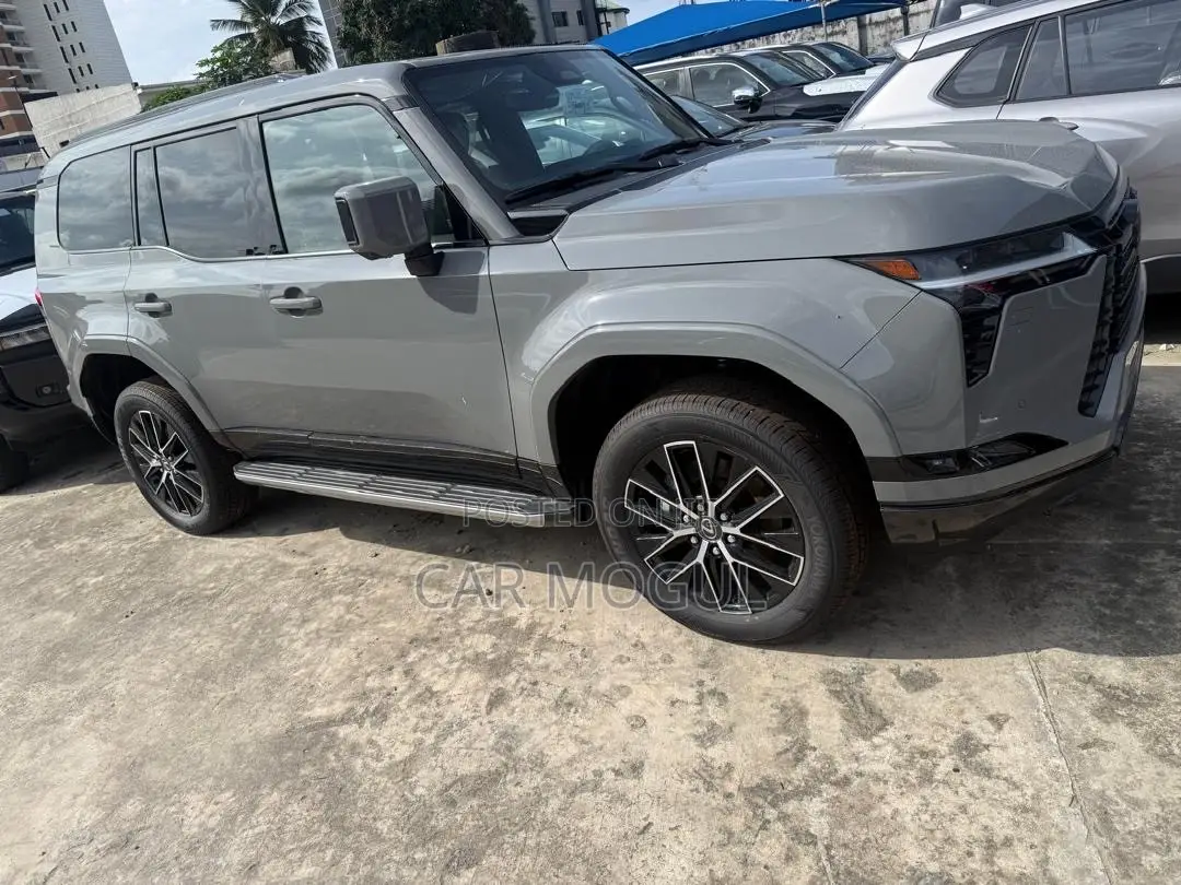 New Lexus GX 2026 Gray