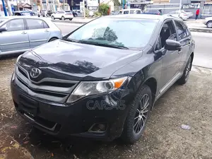 Toyota Venza LE 2010 Black