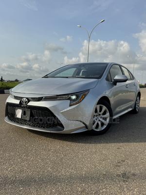 Toyota Corolla LE 2021 Silver