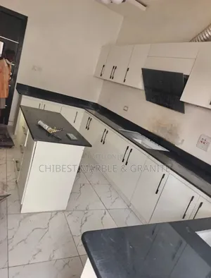 Absolute Black Marble Granite for Kitchen Countertop and Staircase