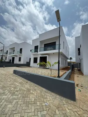 4bdrm Duplex in Rotimi Williams, Old Bodija for sale