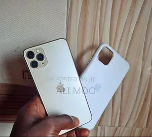 Apple iPhone 11 Pro Max 64 GB Silver