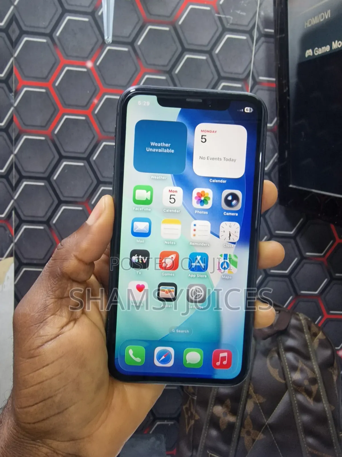 Apple iPhone 11 64 GB Black