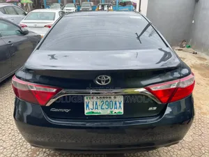 Toyota Camry 2016 Black