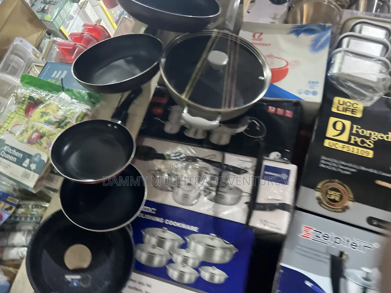 Frying Pans With Long Black Handles