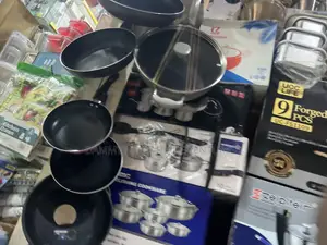 Frying Pans With Long Black Handles