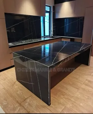 Marble Quartz for Kitchen Countertop and Staircase Best Quality