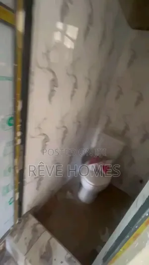Studio Apartment in Soluyi for rent