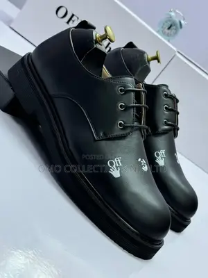 Italian Made Men’s Black Leather Lace-Up Shoes – Fully Boxed