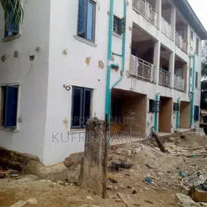Mini Flat in Agric for rent